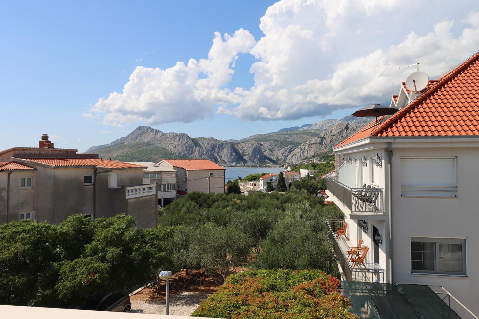 Emmi Nemira Omis Apartment Exterior foto